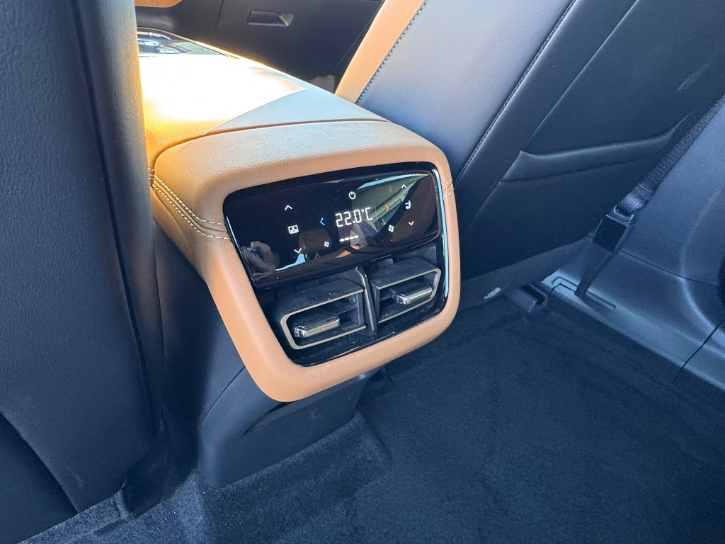 Mazda 6e