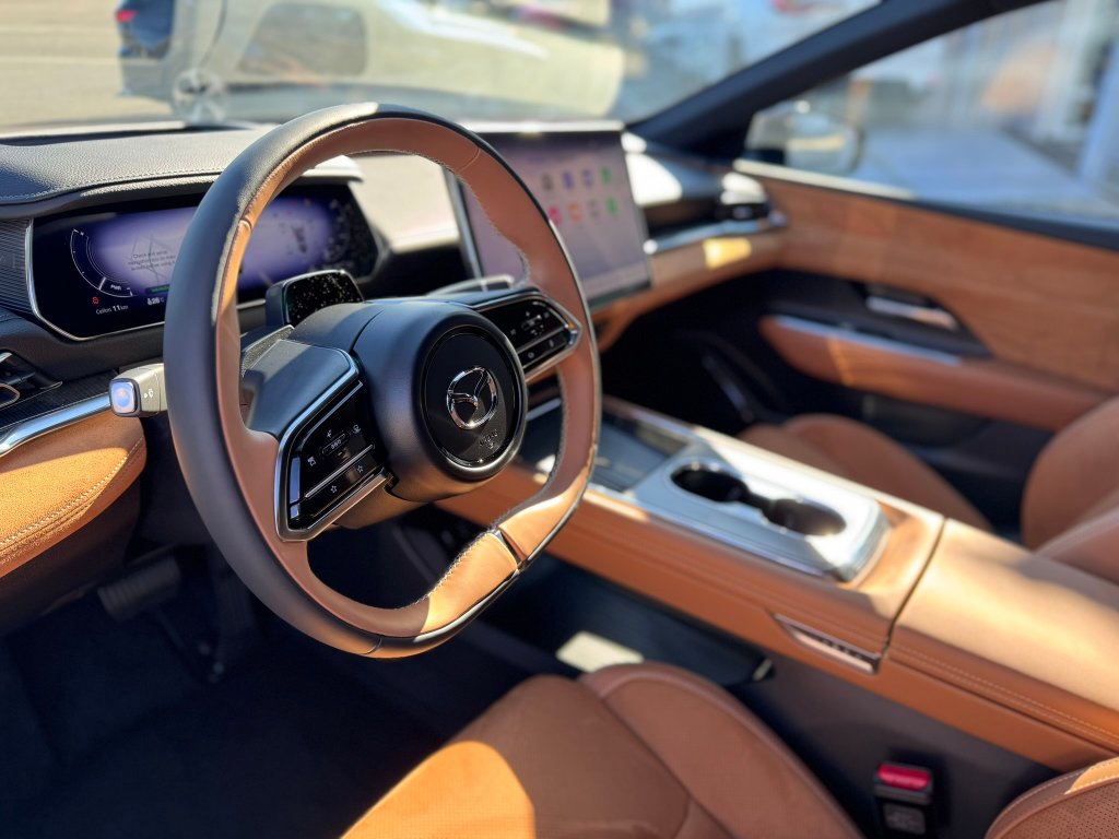 Mazda 6e