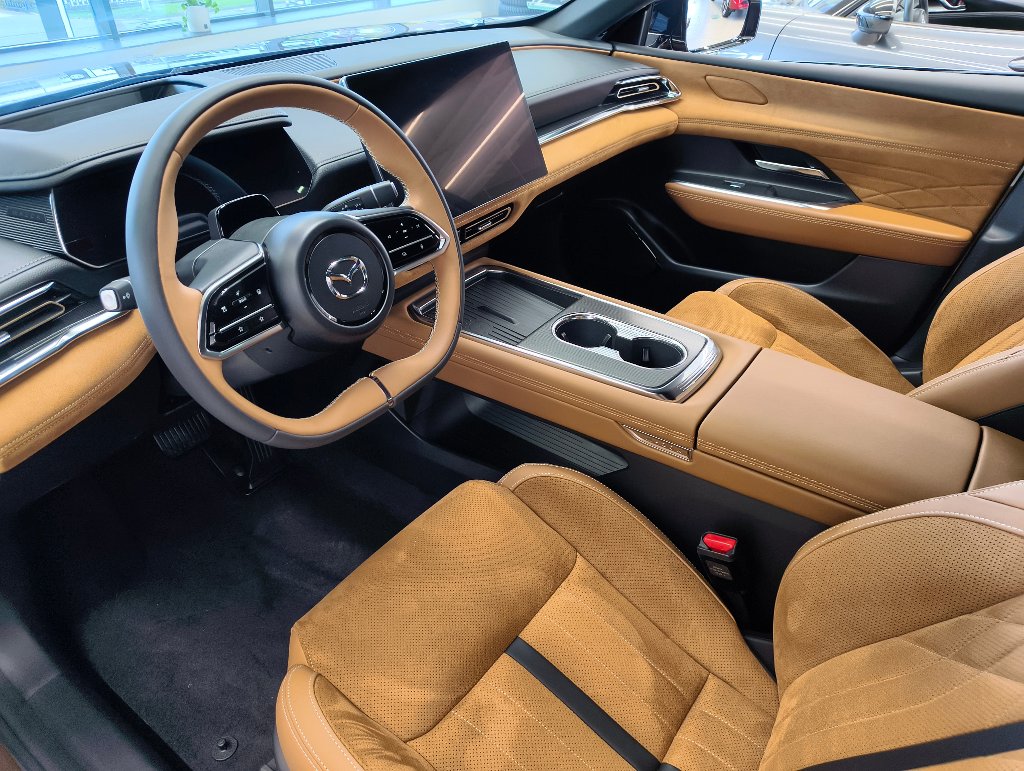 Mazda 6e