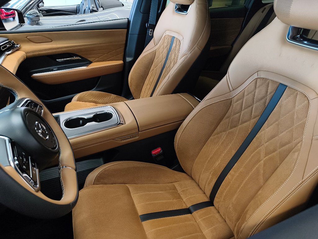 Mazda 6e