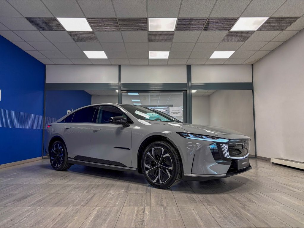 Mazda 6e