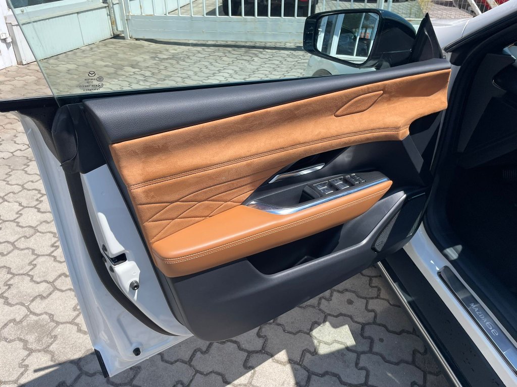 Mazda 6e