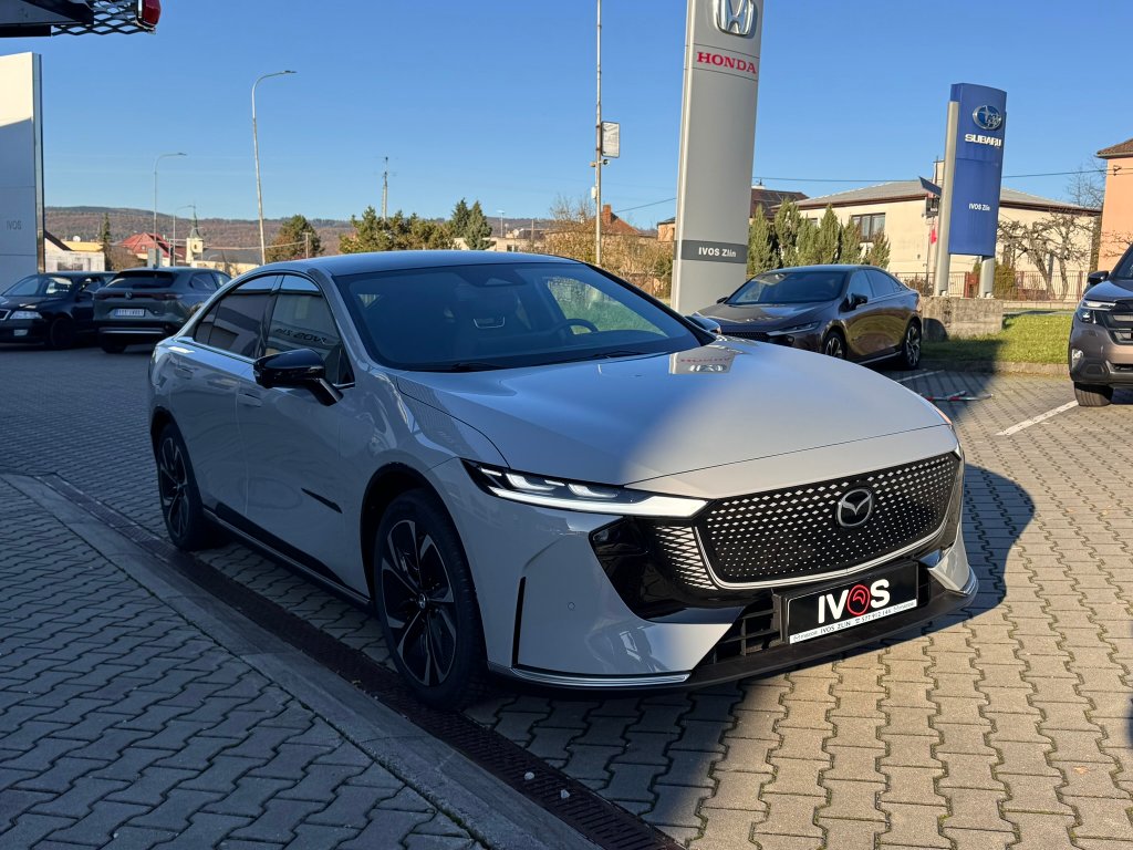 Mazda 6e