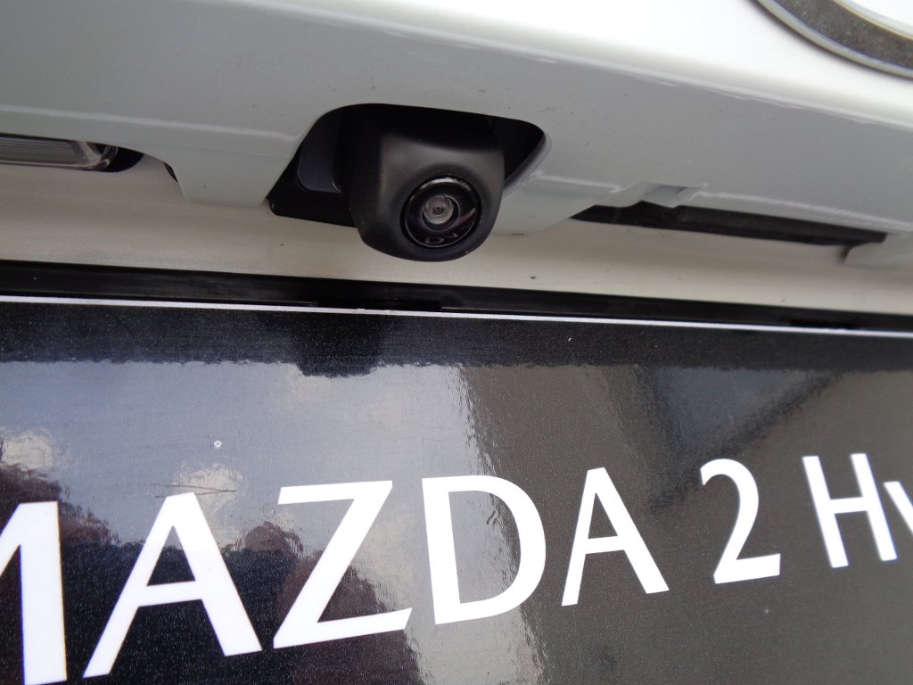 Mazda 2 Hybrid