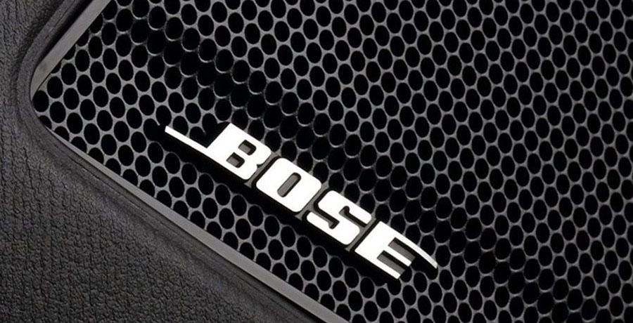 Mazda3 - BOSE audiosystém